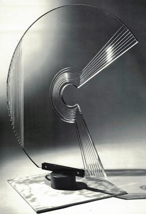 Sequenz, 1974 - Floatglas, drehbar im Kugellager - Ø 80 cm